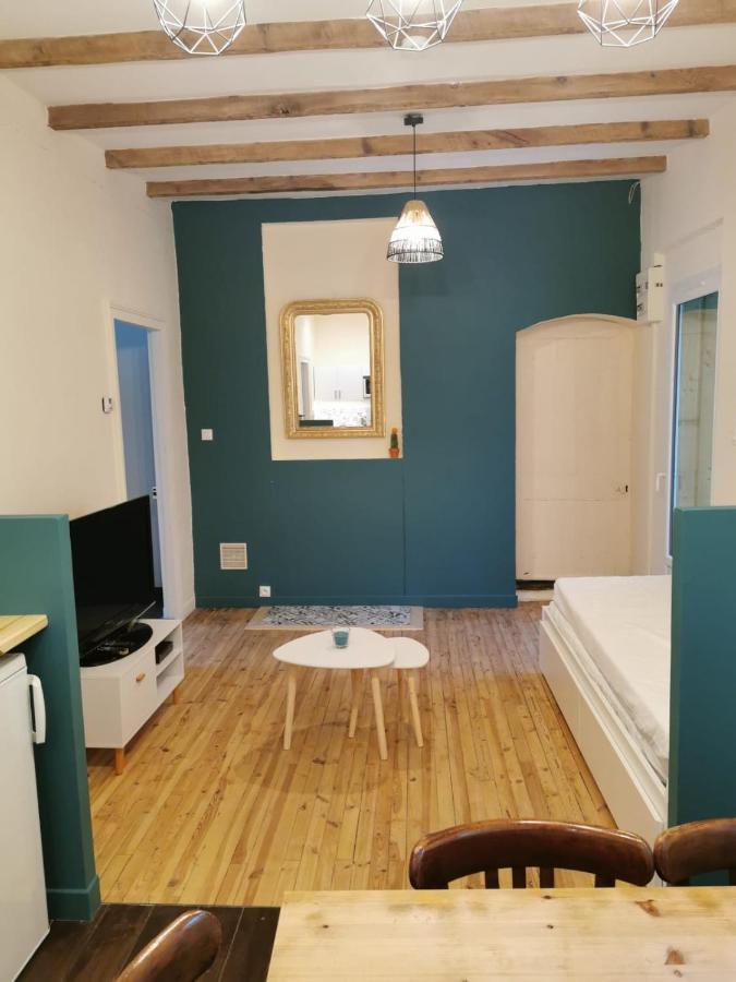 Gites De La Souliere Aubin  ภายนอก รูปภาพ